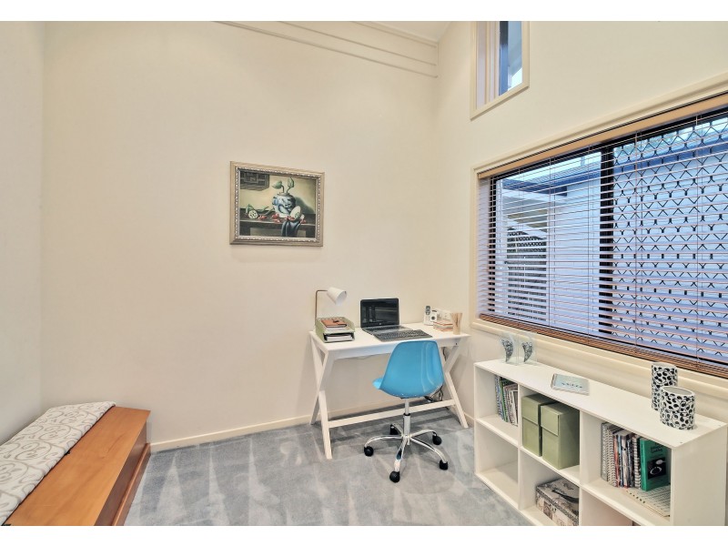 76 Dunedin Street, Sunnybank QLD 4109