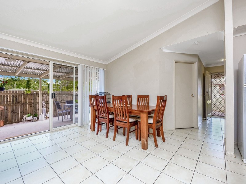 2 Maidenhair Ct, Forest Lake QLD 4078