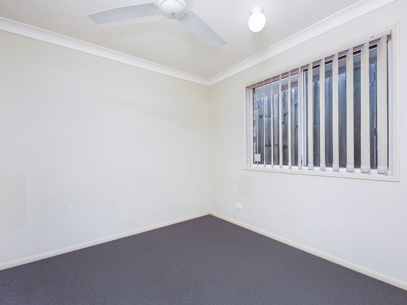 2 Maidenhair Ct, Forest Lake QLD 4078