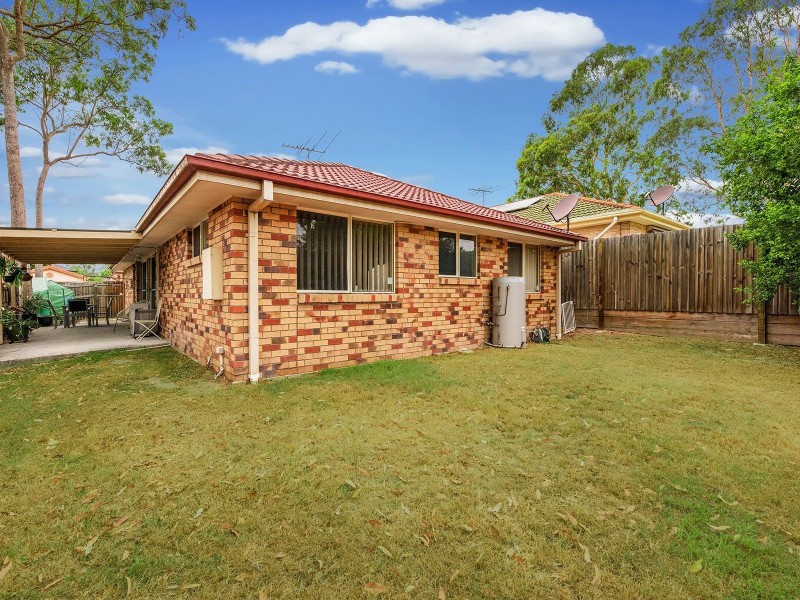 2 Maidenhair Ct, Forest Lake QLD 4078