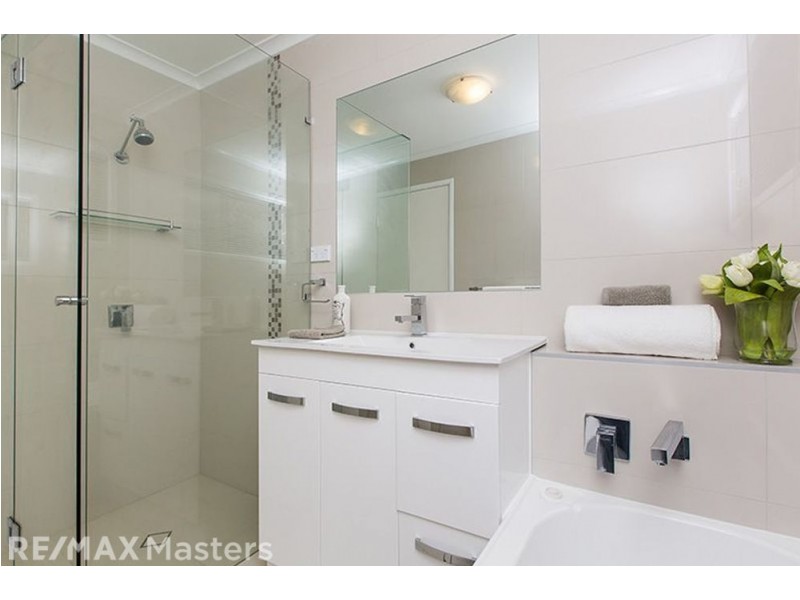 47 Kidd Street, Robertson QLD 4109