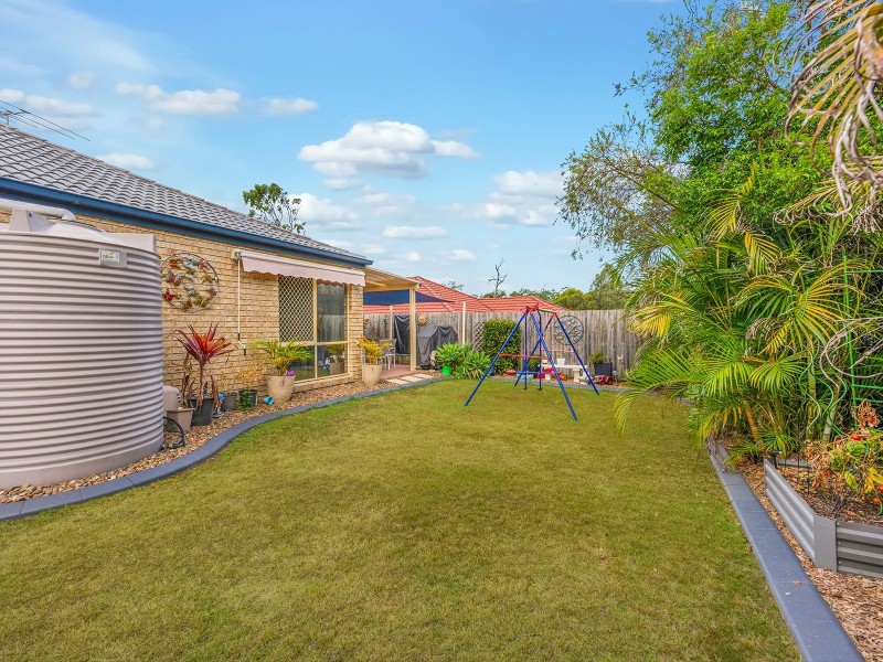 9 Piccadilly Pl, Forest Lake QLD 4078