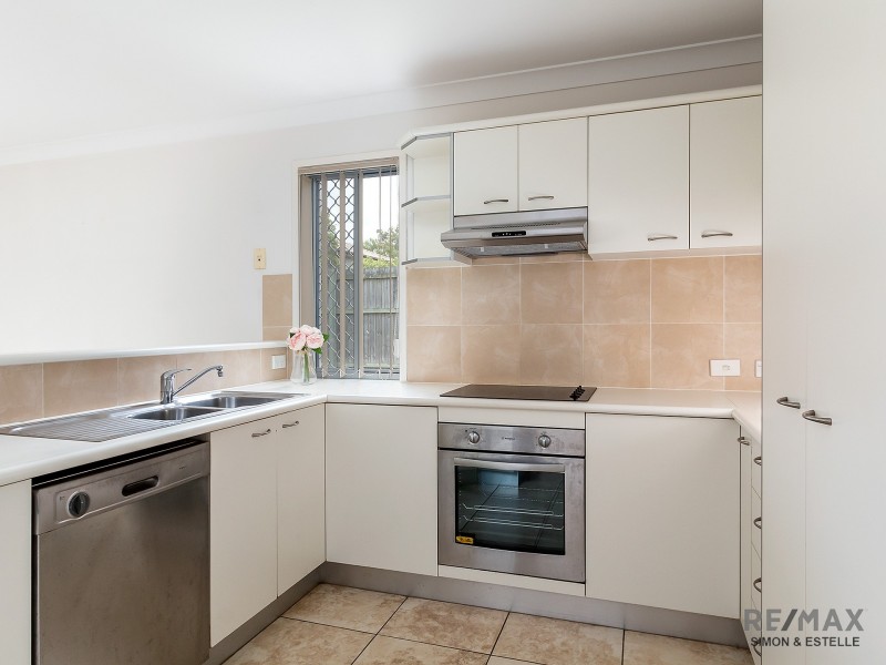 28 Earnshaw Street, Calamvale QLD 4116