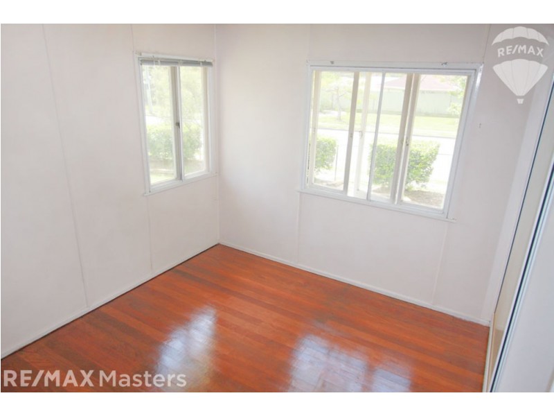 977 Boundary Road, Coopers Plains QLD 4108