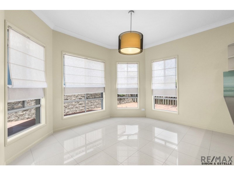 16 Henderson Street, Eight Mile Plains QLD 4113