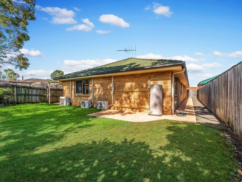 49 Hampstead St, Forest Lake QLD 4078