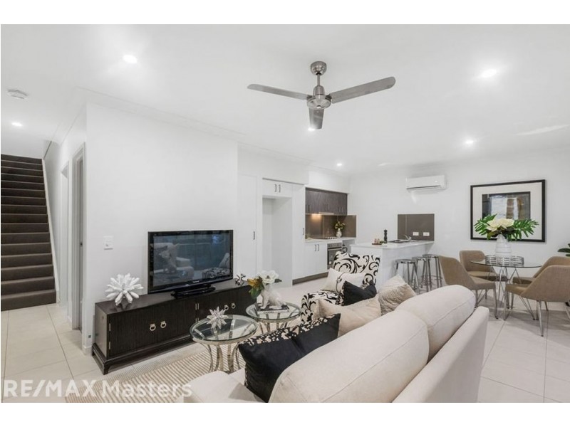 9/41-45 Benfer Road, Victoria Point QLD 4165