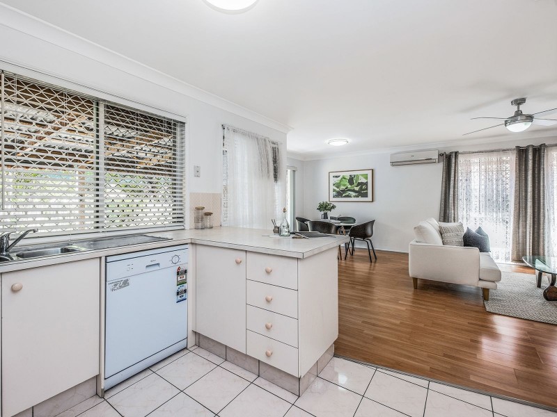 46 Clarendon Cct, Forest Lake QLD 4078