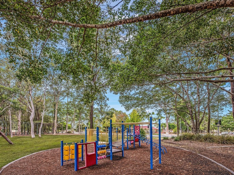 46 Clarendon Cct, Forest Lake QLD 4078