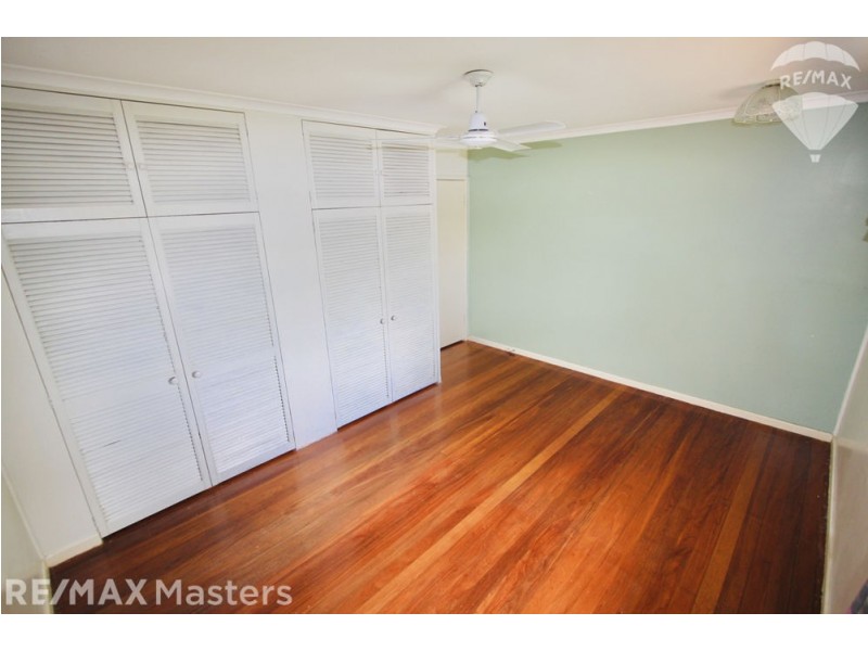 28 Veivers Street, Macgregor QLD 4109