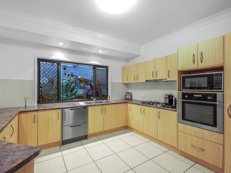 12 Catalina Cct, Forest Lake QLD 4078