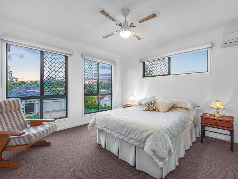 12 Catalina Cct, Forest Lake QLD 4078