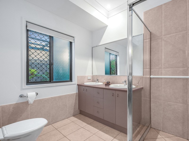 12 Catalina Cct, Forest Lake QLD 4078