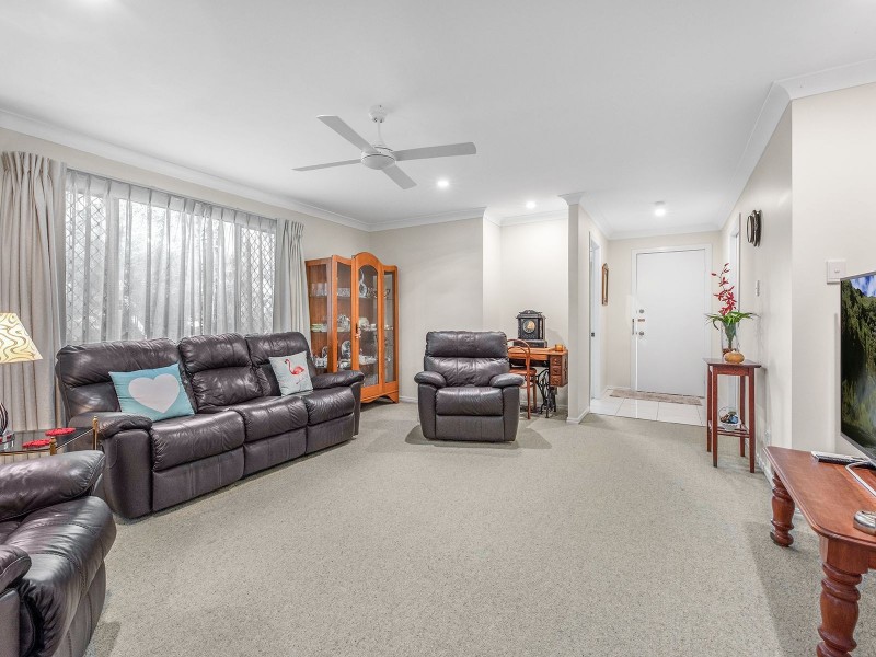 51 Collina Cr, Forest Lake QLD 4078