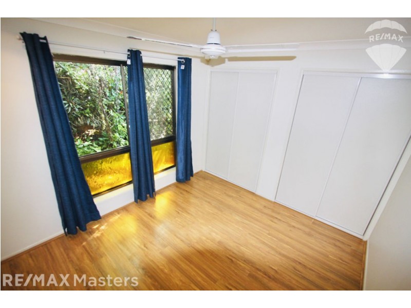 7 Lambeth Place, Macgregor QLD 4109