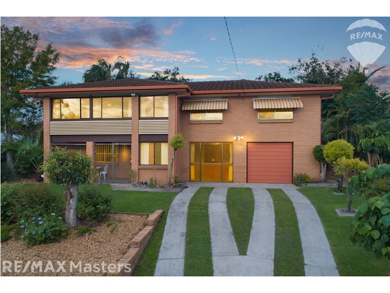 24 Lenore Crescent, Springwood QLD 4127