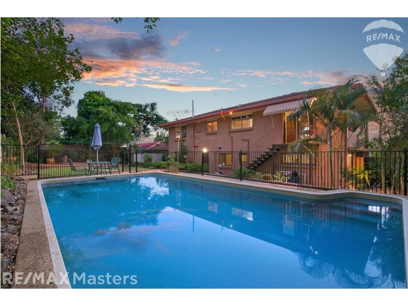 24 Lenore Crescent, Springwood QLD 4127