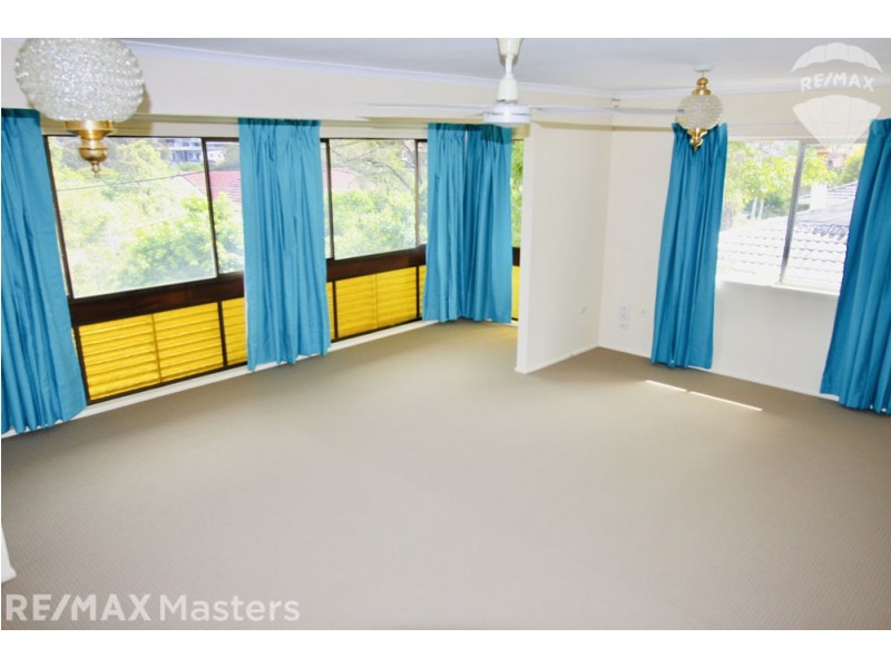 24 Lenore Crescent, Springwood QLD 4127