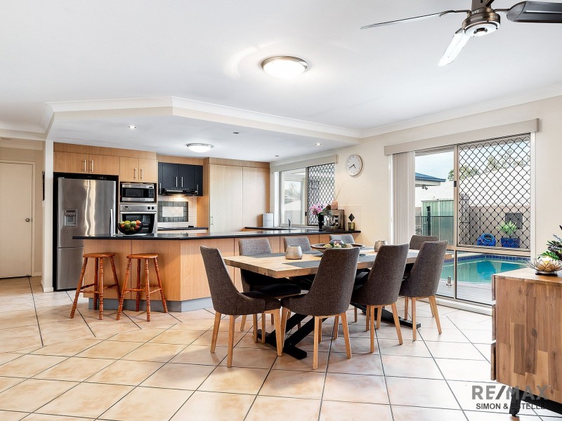 20 Glenelg Place, Parkinson QLD 4115