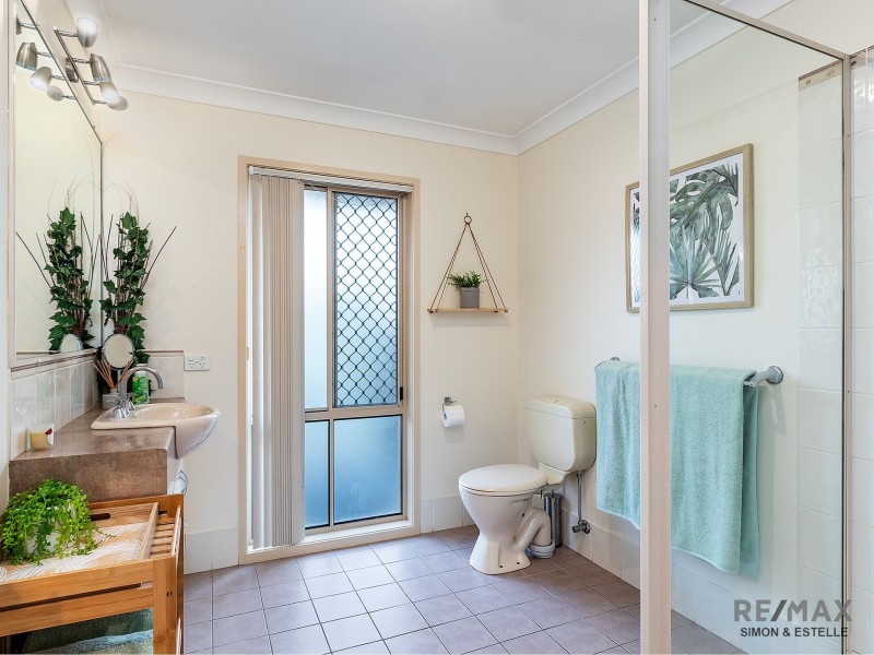 20 Glenelg Place, Parkinson QLD 4115