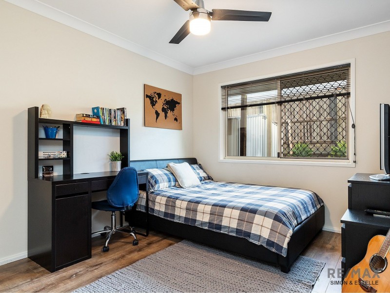 20 Glenelg Place, Parkinson QLD 4115