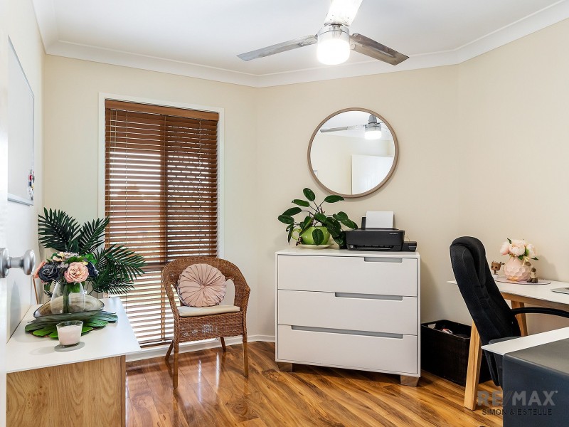 20 Glenelg Place, Parkinson QLD 4115