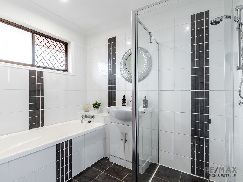 30 Monsour Street, Calamvale QLD 4116