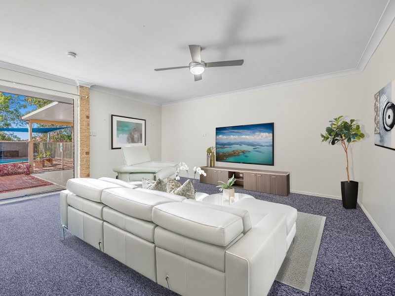 25 Solander Cct, Forest Lake QLD 4078