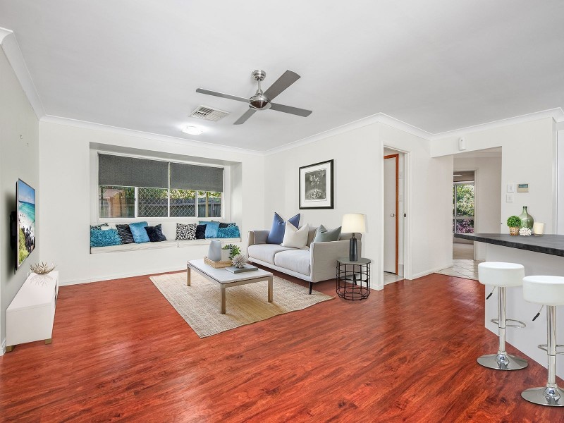 25 Solander Cct, Forest Lake QLD 4078