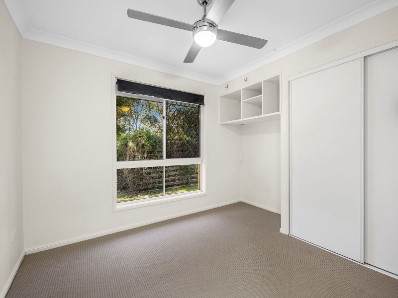 25 Solander Cct, Forest Lake QLD 4078