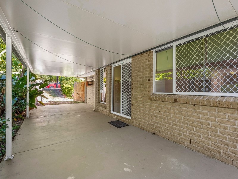 25 Solander Cct, Forest Lake QLD 4078