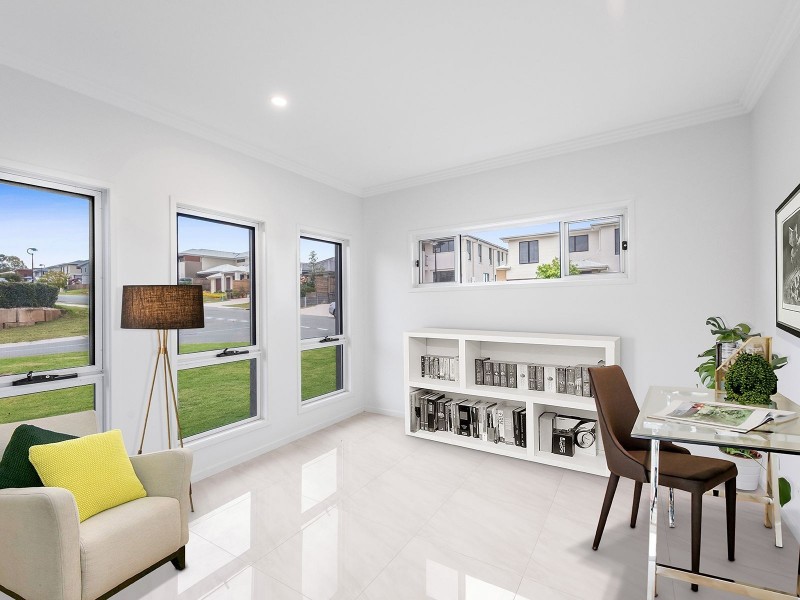 2 Regal Cl, Heathwood QLD 4110