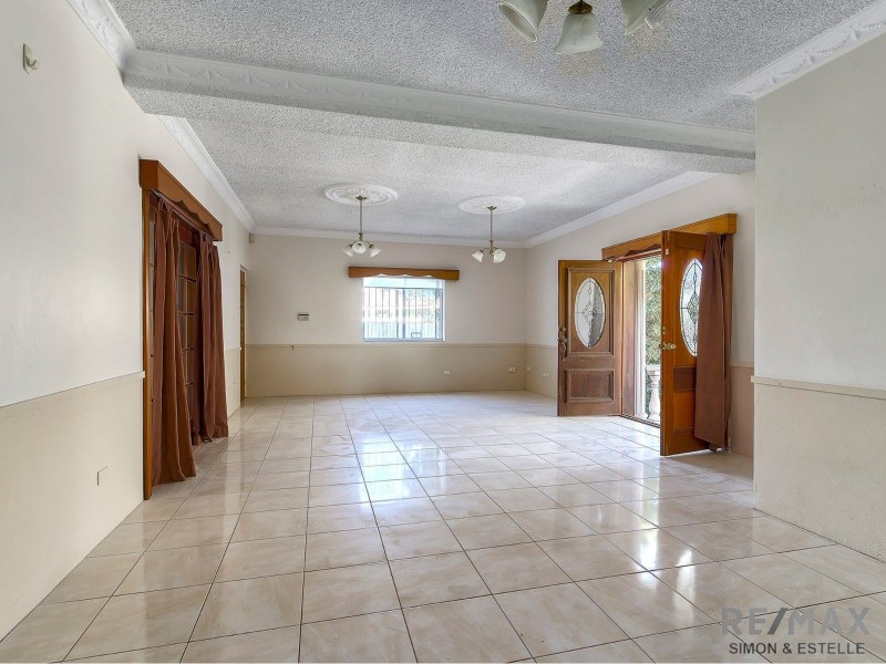 715 Cavendish Road, Holland Park QLD 4121