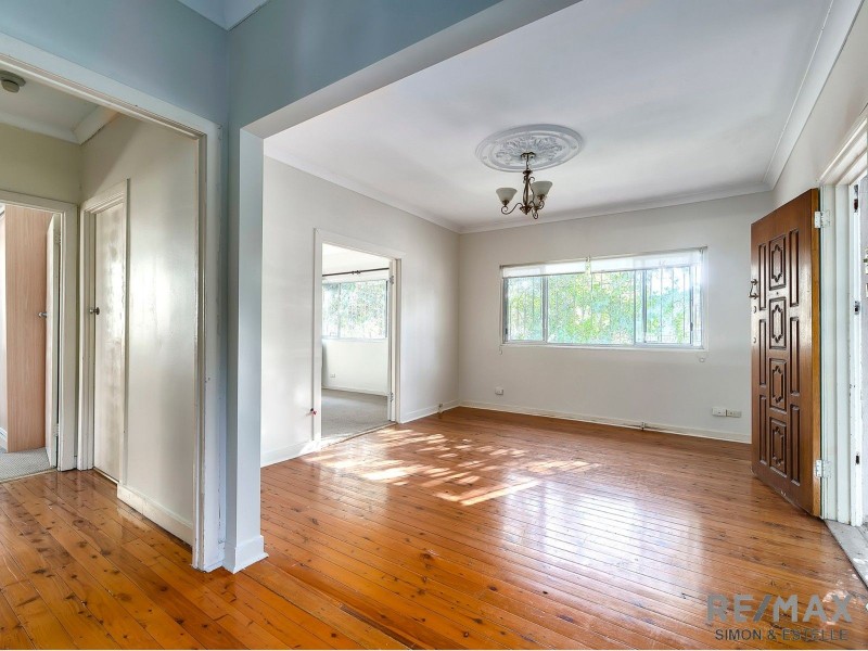 715 Cavendish Road, Holland Park QLD 4121