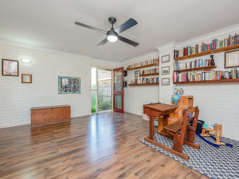 86 Banksia Cct, Forest Lake QLD 4078