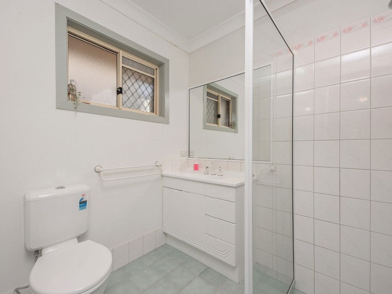 86 Banksia Cct, Forest Lake QLD 4078