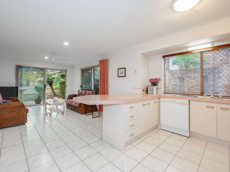 21 Collingrove Pl, Forest Lake QLD 4078