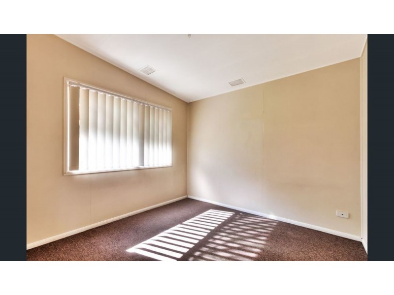 7 PALM AV, Kingston QLD 4114