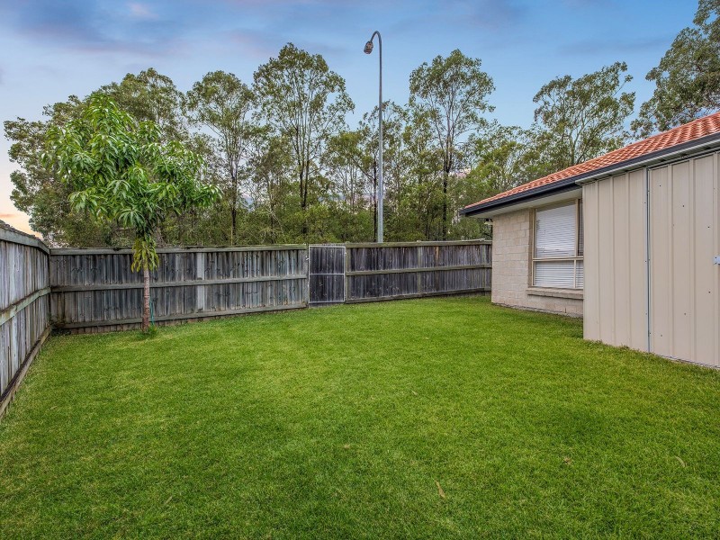 35 Pintail Cr, Forest Lake QLD 4078