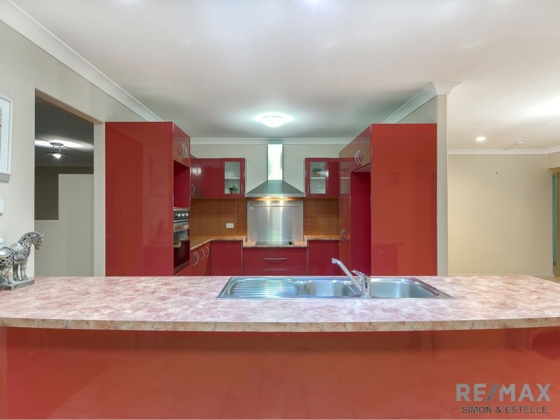 16 Orangetip Crescent, Calamvale QLD 4116