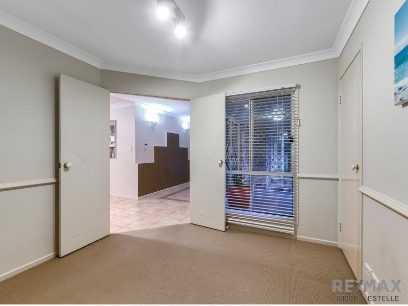 16 Orangetip Crescent, Calamvale QLD 4116