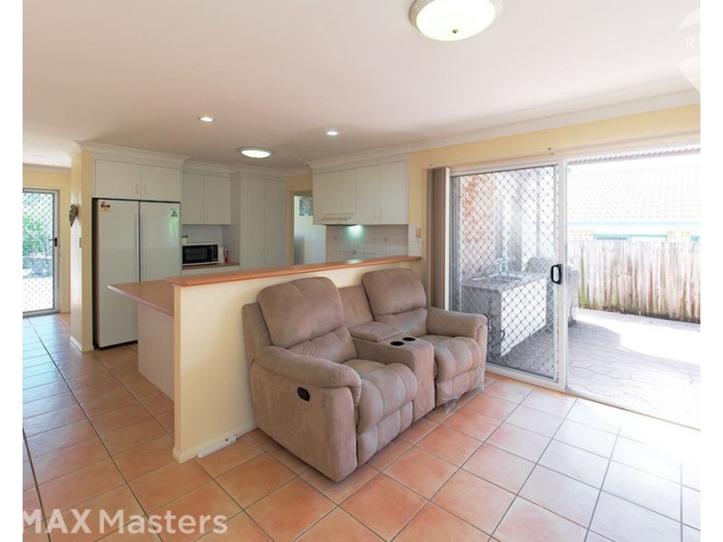 85 Chesterfield Crescent, Kuraby QLD 4112