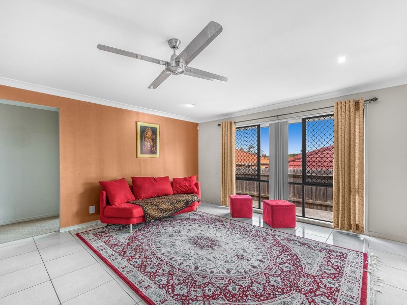 3 Chevron Cl, Forest Lake QLD 4078