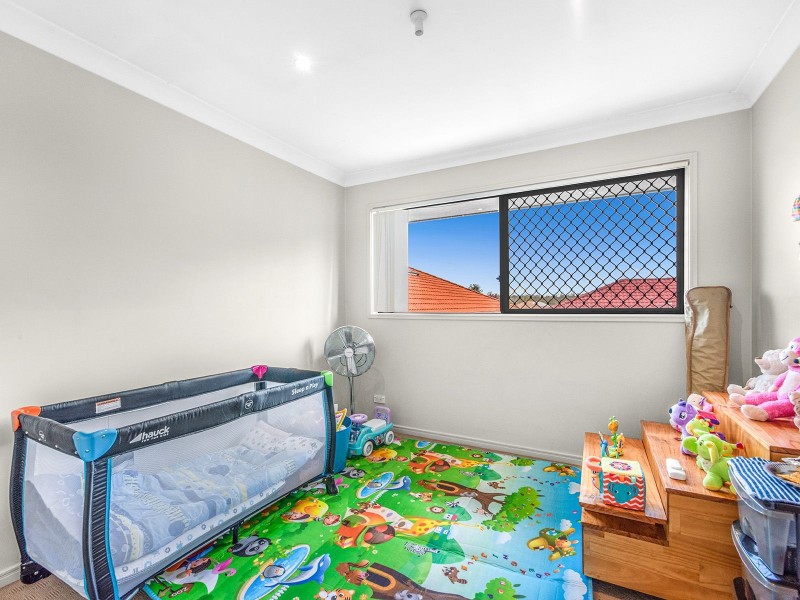 3 Chevron Cl, Forest Lake QLD 4078