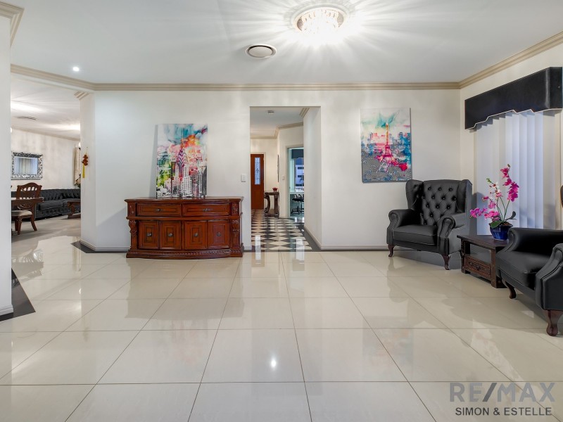 64 Alfred Circuit, Calamvale QLD 4116