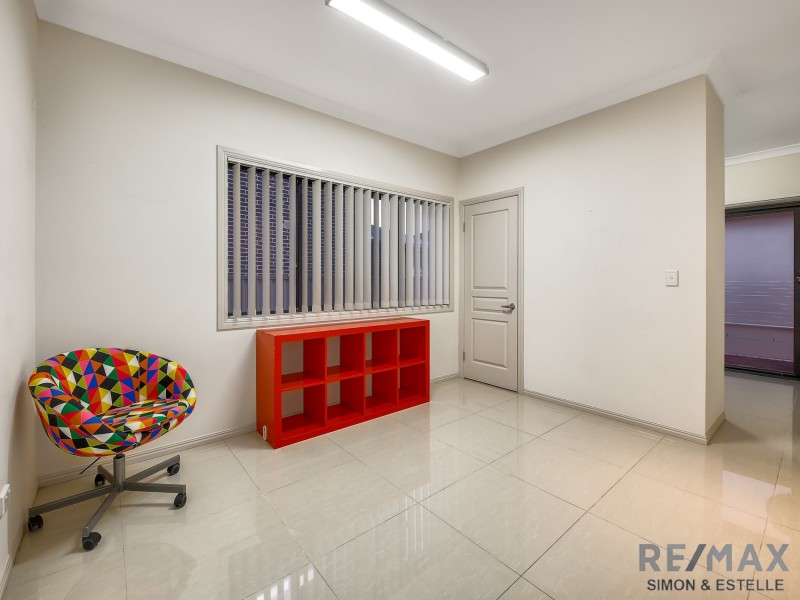 64 Alfred Circuit, Calamvale QLD 4116