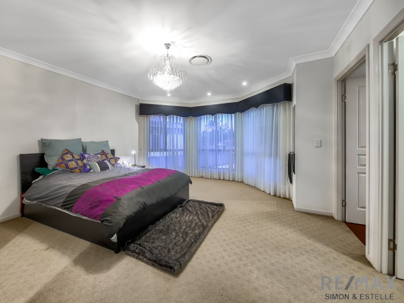 64 Alfred Circuit, Calamvale QLD 4116