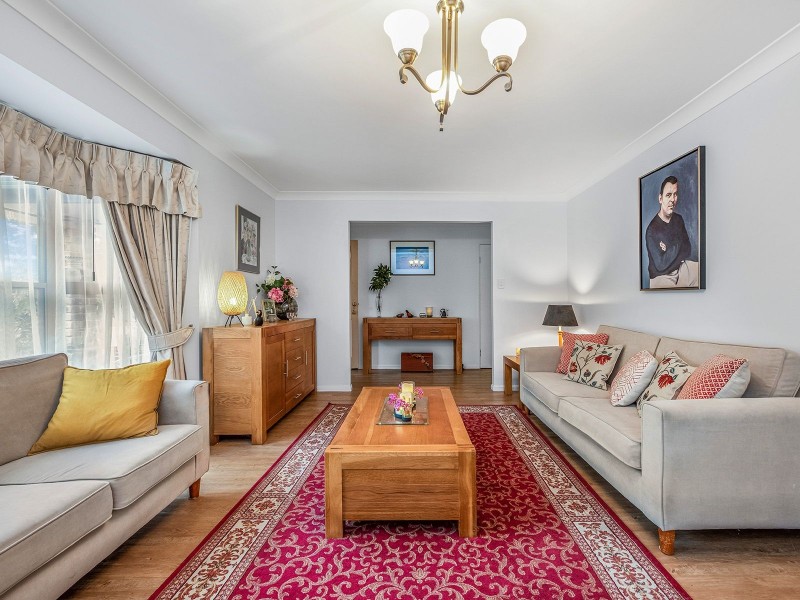 7 Springfield Pl, Forest Lake QLD 4078