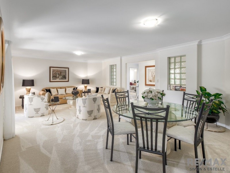 19 Greenhaven Crescent, Kuraby QLD 4112