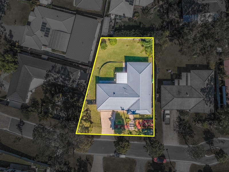 6 Mitchell Pl, Forest Lake QLD 4078